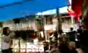 نحوه انتشار یک دختر عکاس به صورت عکس هایی از سکس زن و مرد شفاهی
