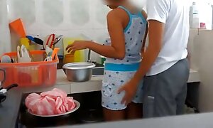 دو شلخته روی فیلم سکس یک زن با چند مرد دوربین لعنتی