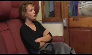 اشلی عکس سکس مرد با زن آدامز در محل کار